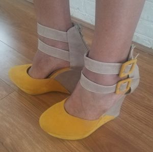 Ankle wrap wedge heel shoes